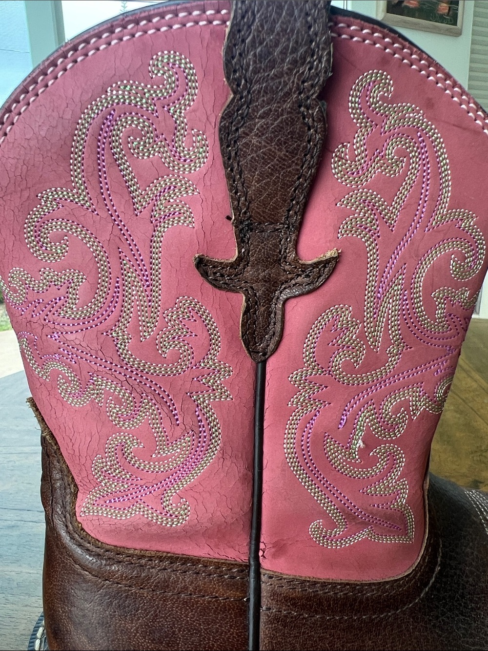 Ariat Brown Leather Boots with Pink Embroidery 9B - Picture 10 of 16